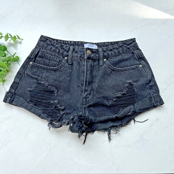 Forever 21 Pants - Forever 21 black distressed wedgie cheeky cuffed denim shorts women sz 24